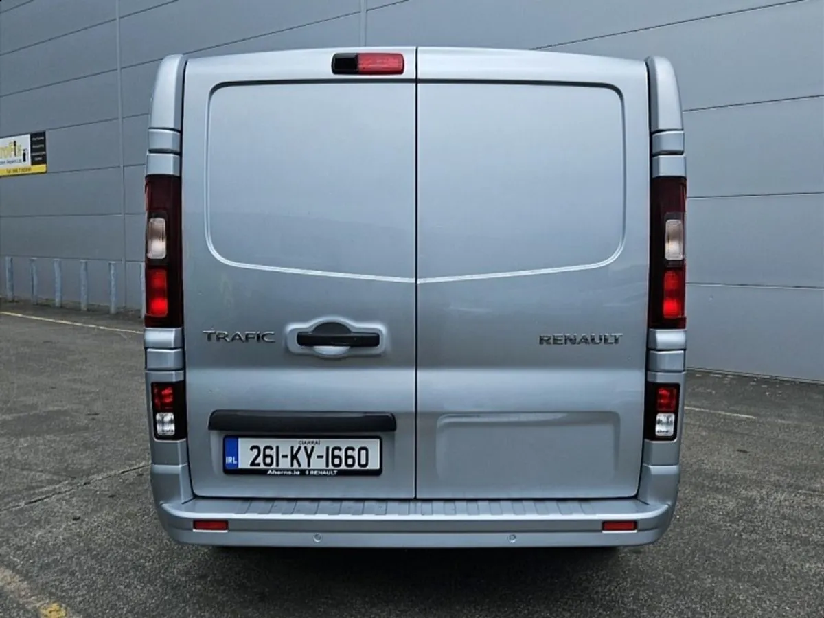 Renault Trafic TRAFIC LL30 BLUE DCI 170 EXTRA - Image 4