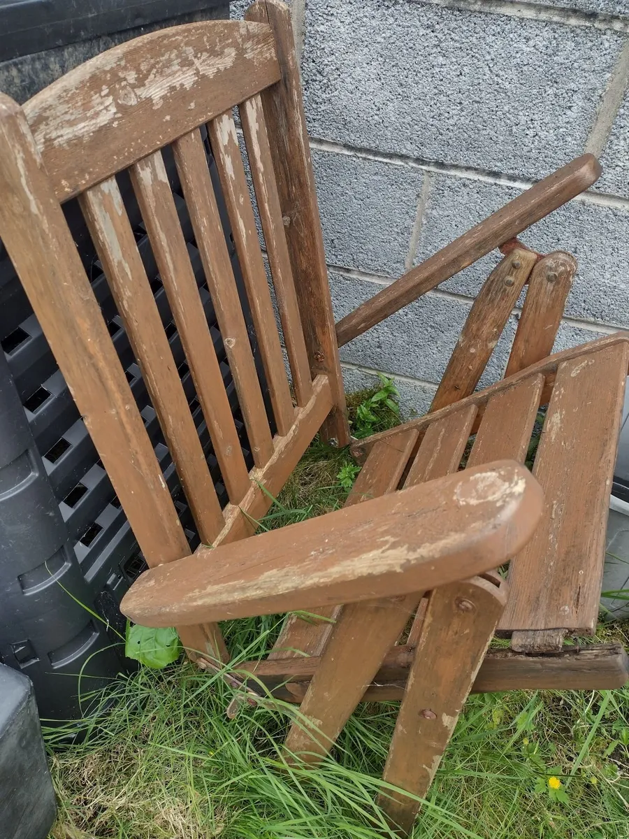 2 teak garden recliners need repair - Image 2