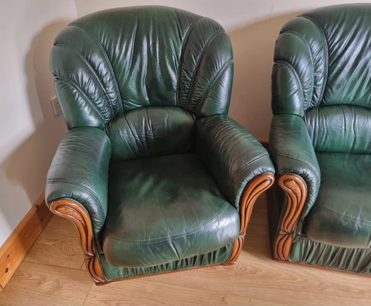 GENUINE LEATHER 3-SEATER COUCH & 2 ARMCHAIRS - Image 2