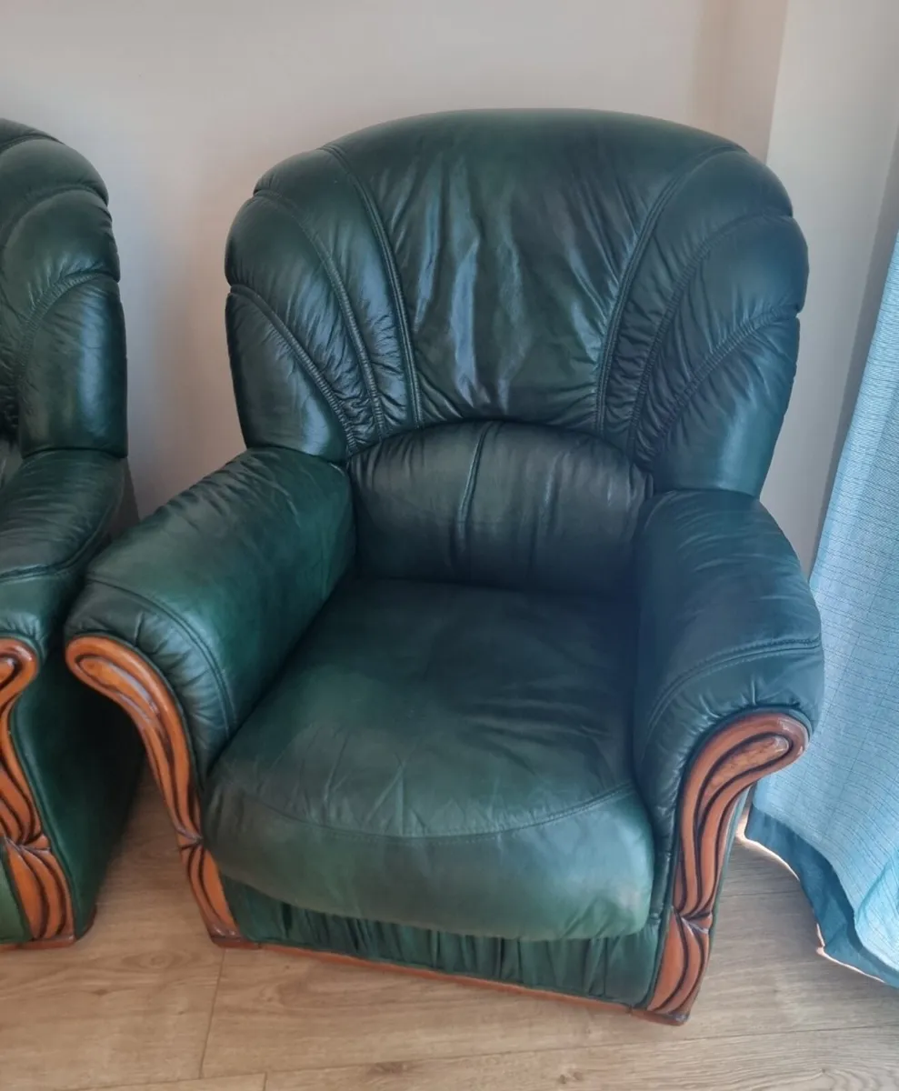 GENUINE LEATHER 3-SEATER COUCH & 2 ARMCHAIRS - Image 3