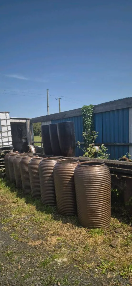 3ft plant pots - Image 4