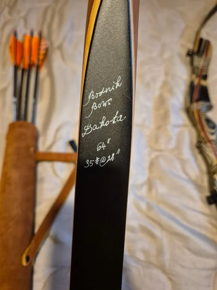 Archery Bows - Image 1
