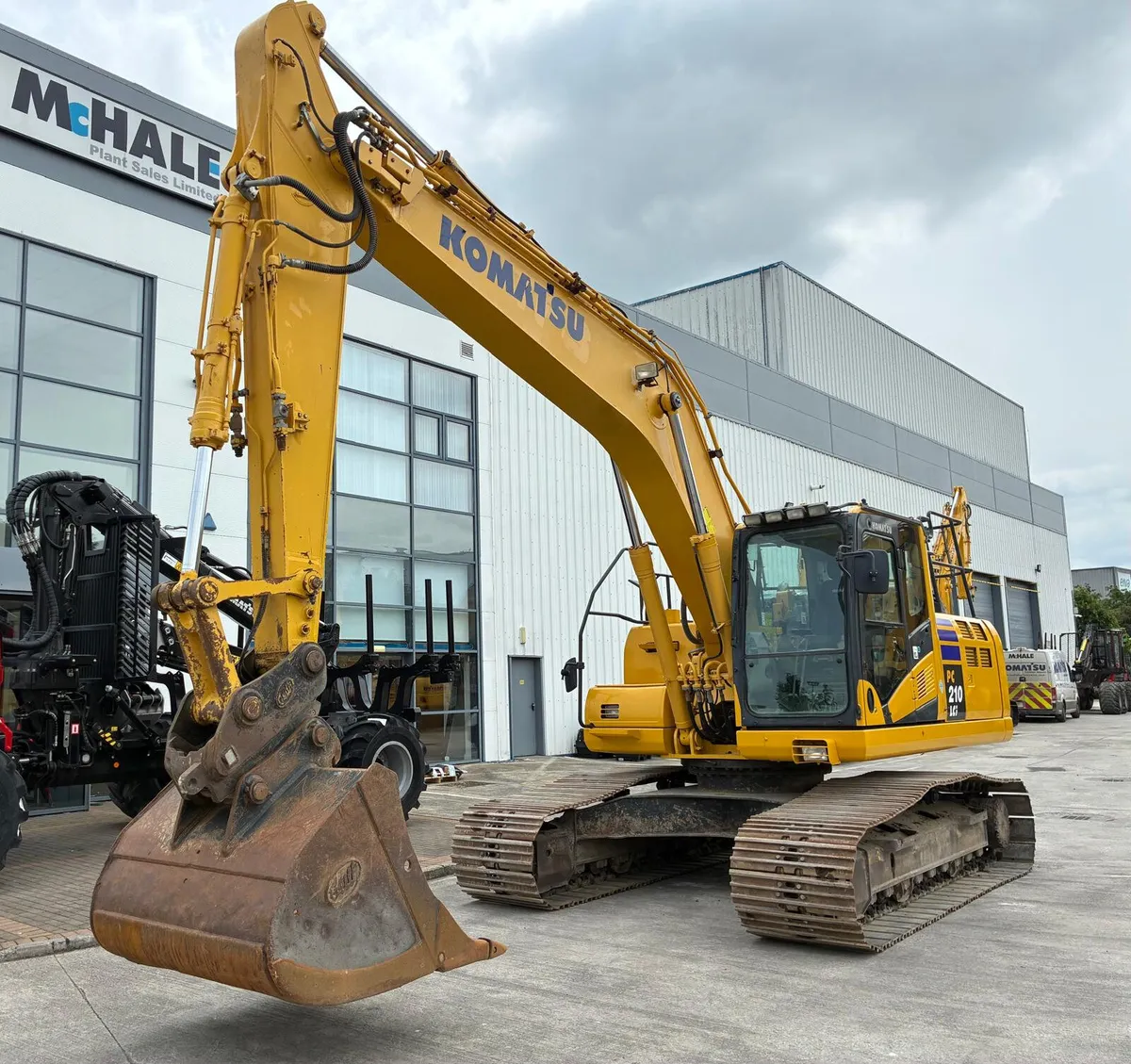 Komatsu PC210LCI-10 - Image 3
