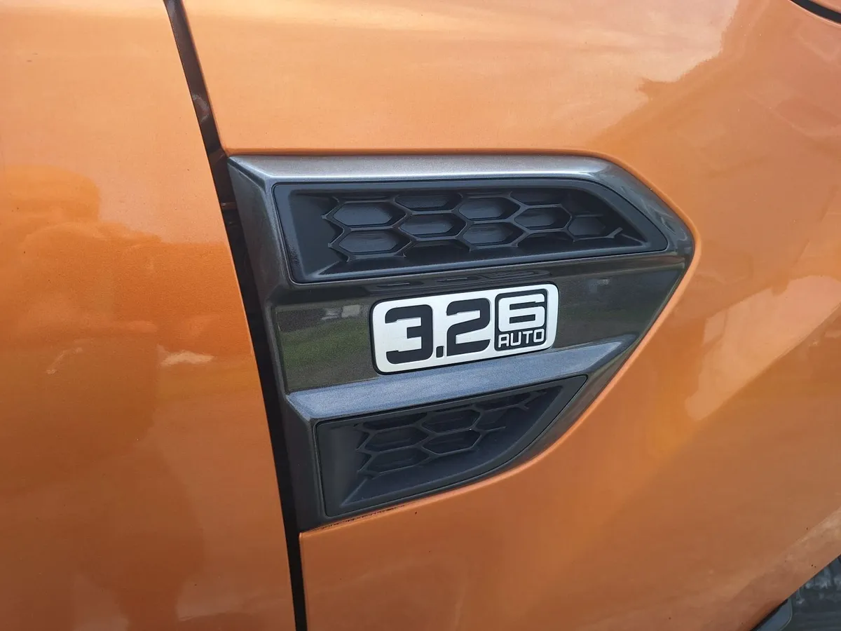 Ford Ranger Wildtrack 3.2 Auto - Image 2