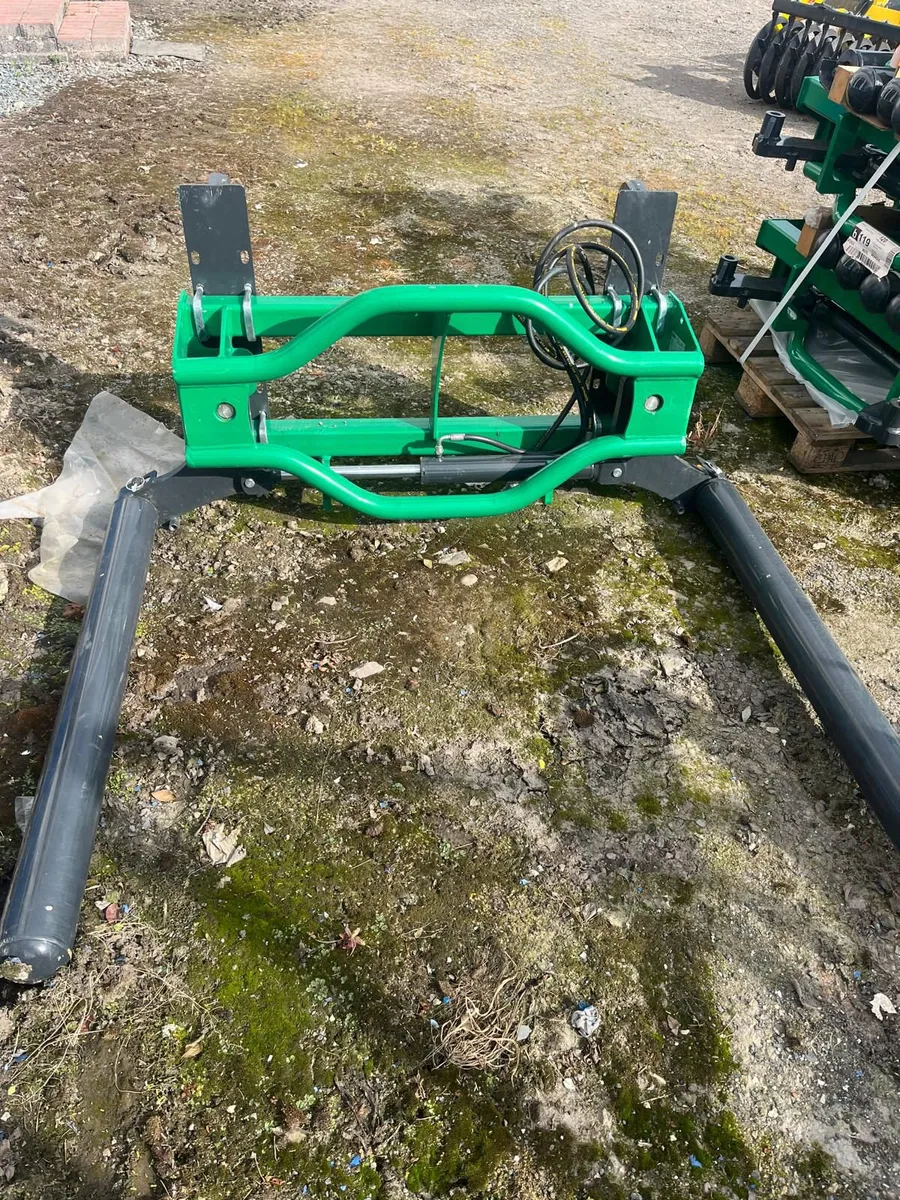 Prodig Bale Handlers - Image 1