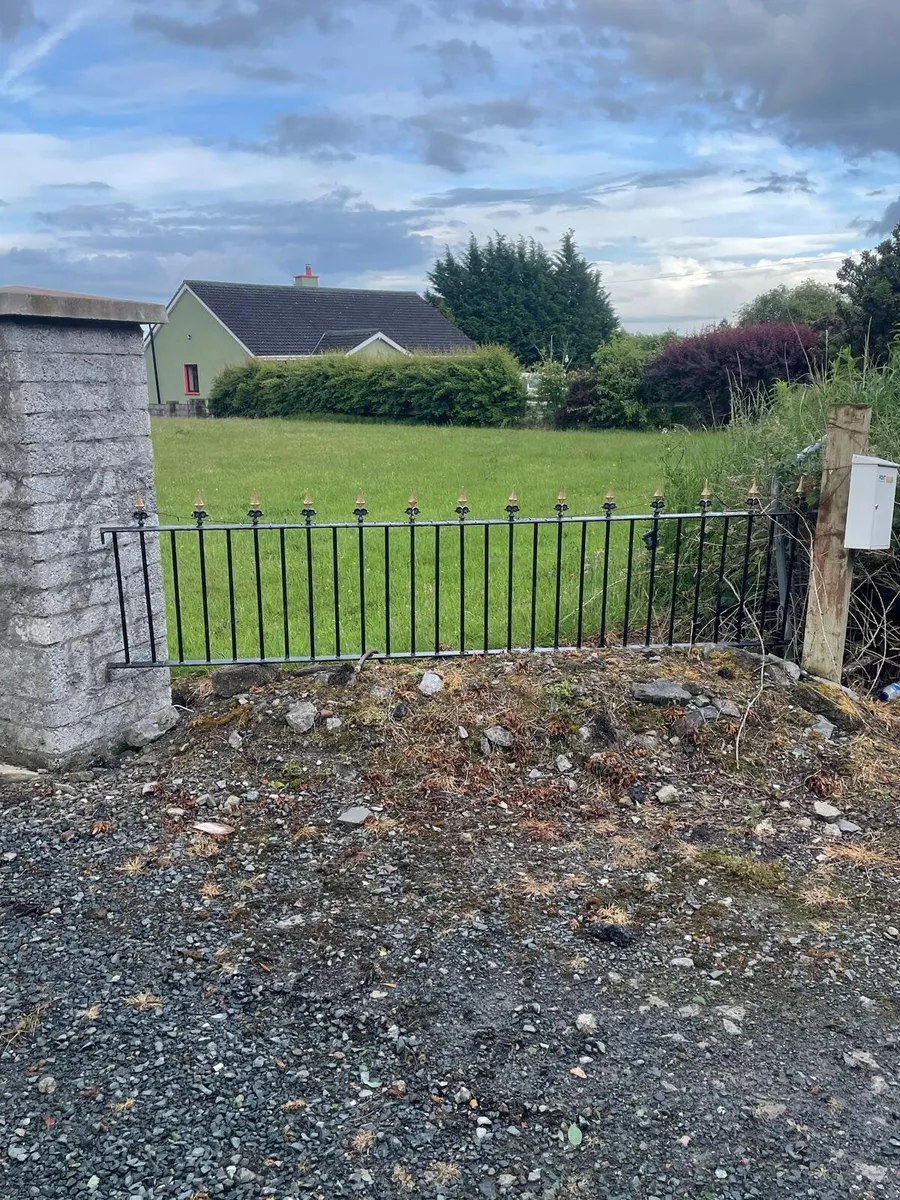 Steel Gates and Fencing - Image 2