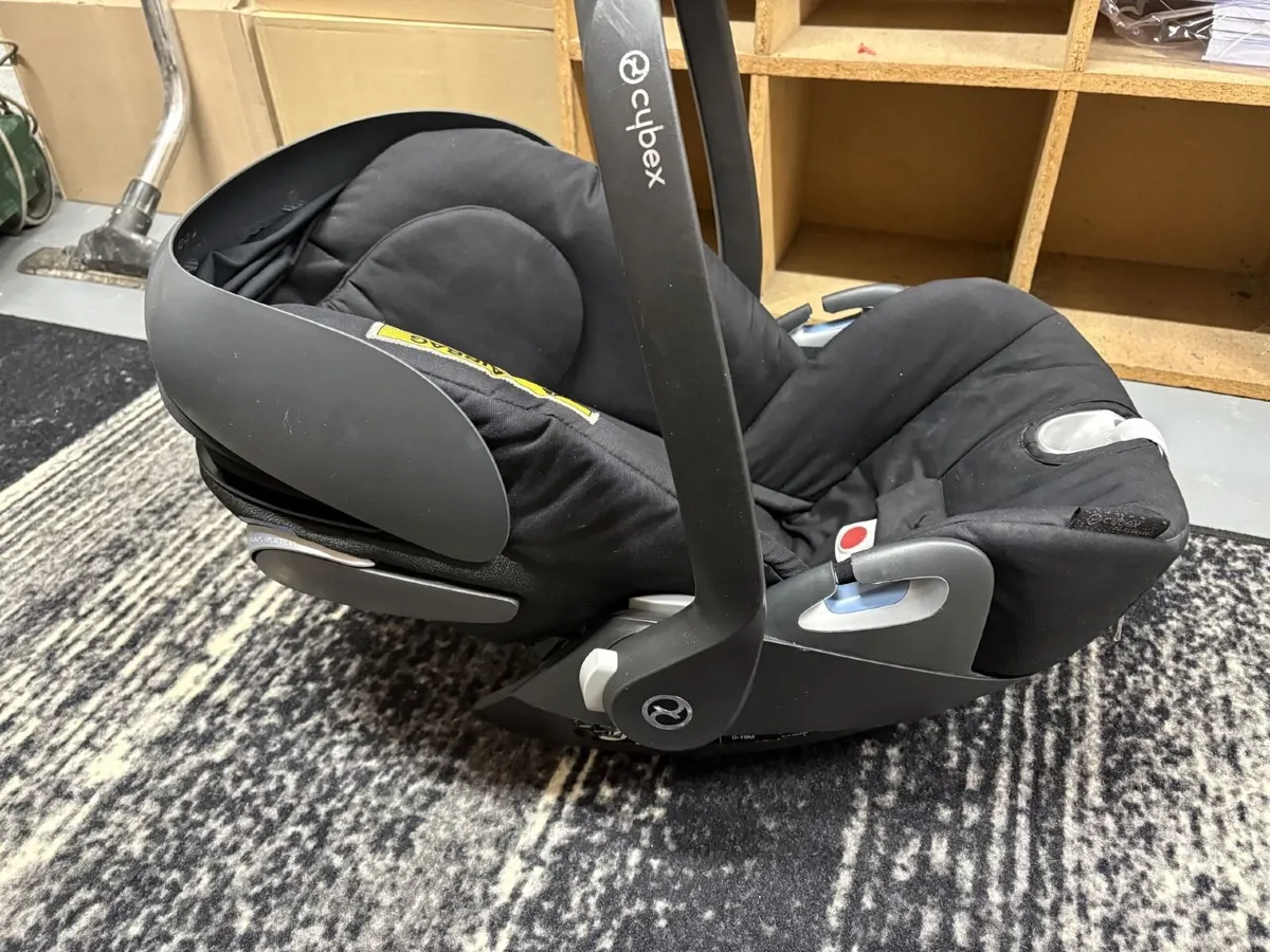 Cybex Base Z & Carier Module - Image 1