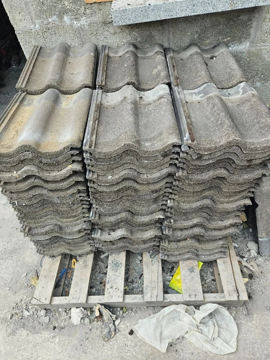 Roof tiles