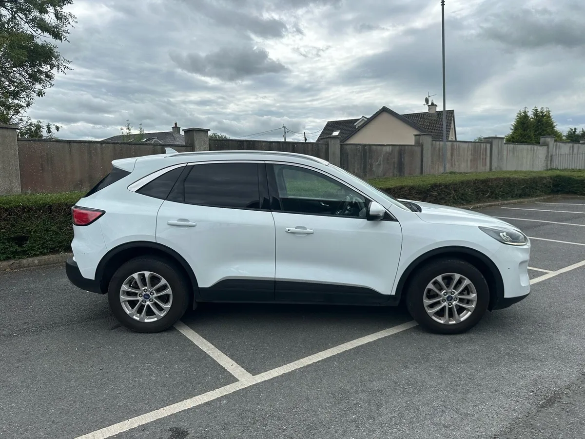2022 Ford Kuga Titanium 2.5 FHEV Commercial – Auto - Image 4