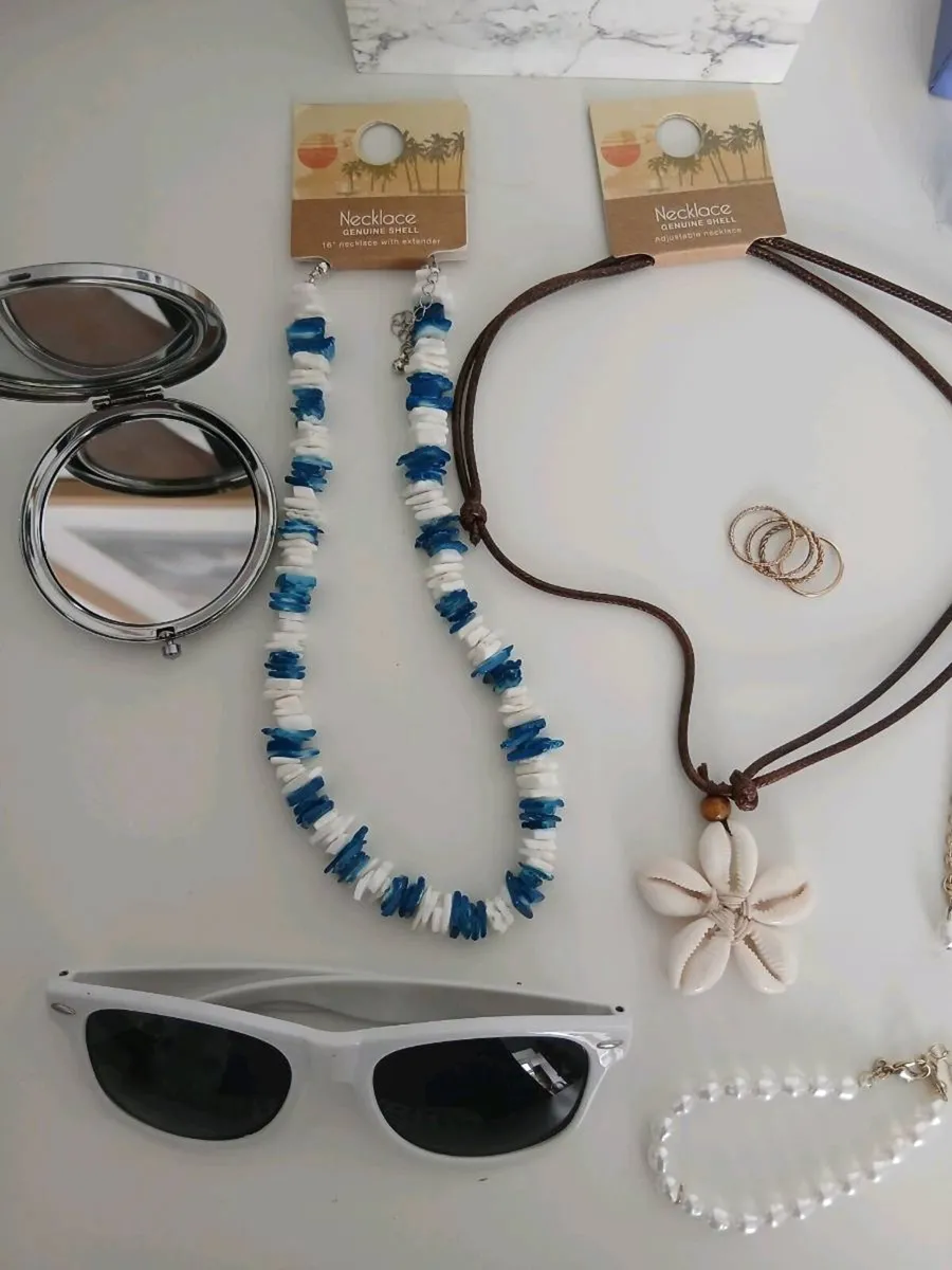 Girlie Bits &Bobs - Image 2