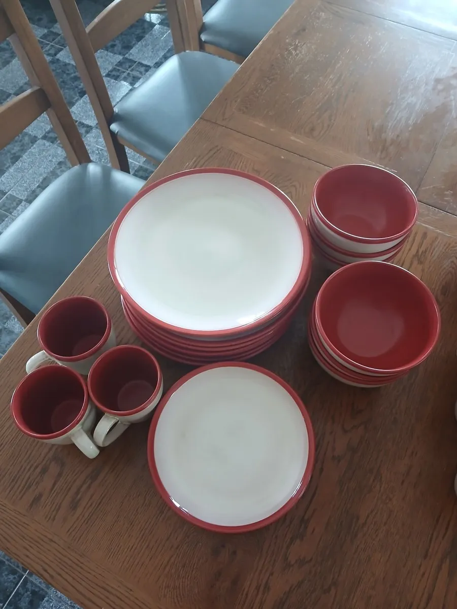 Denby Dinnerset  36 piece - Image 3