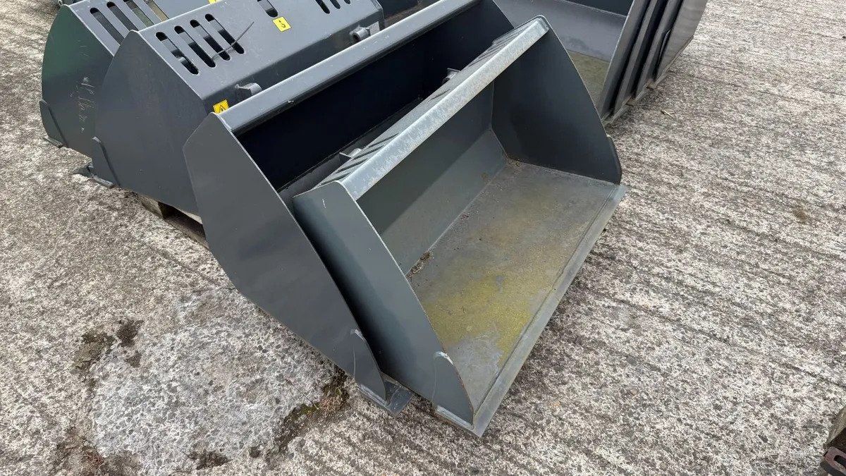 Avant General Bucket, 1050mm, 240L - Unused - Image 4