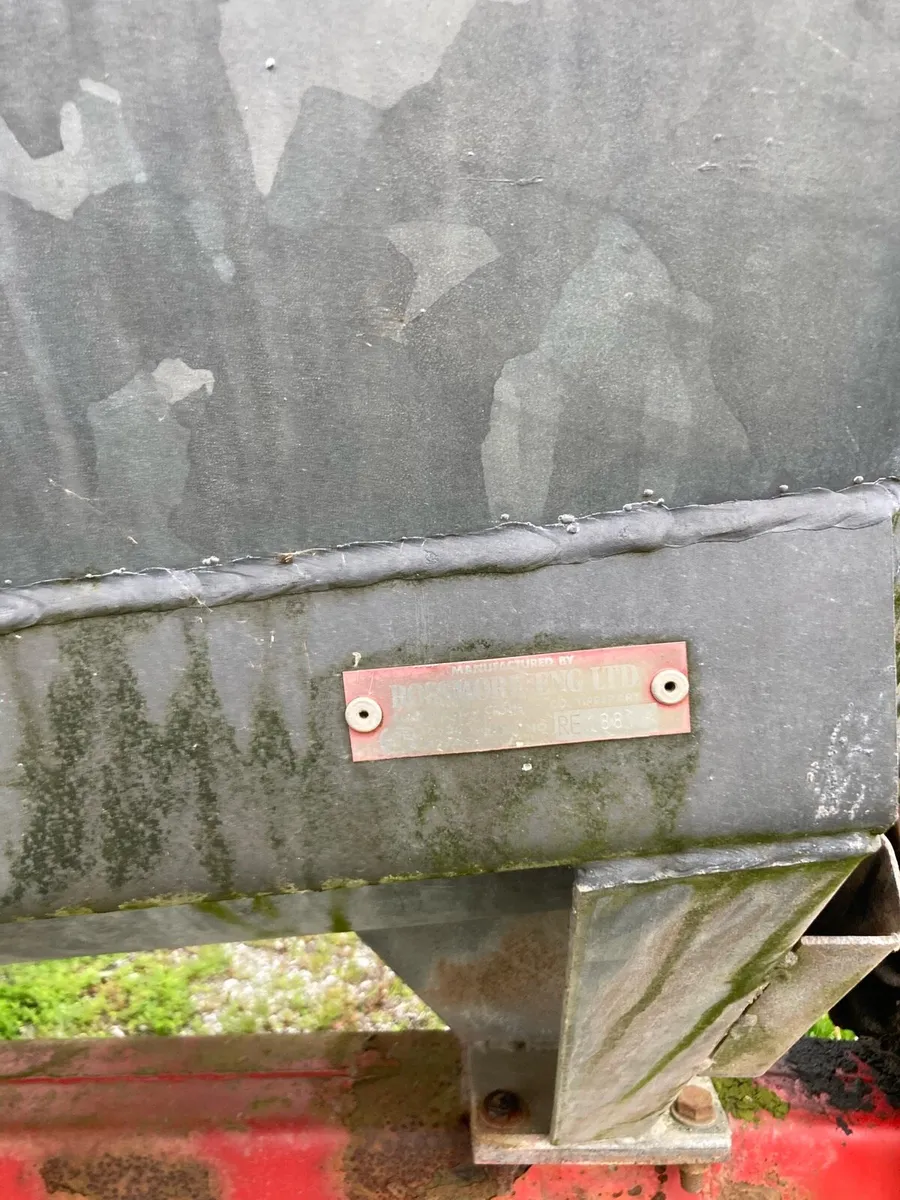 Farm machinery - Image 1