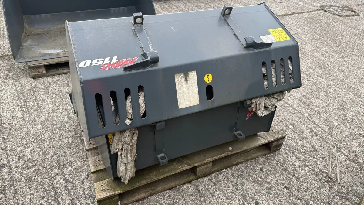 Avant General Bucket, 1150mm, 260L - Unused - Image 3