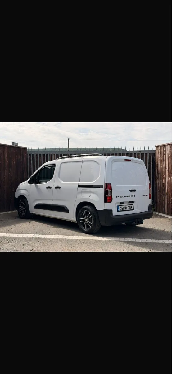 251 Peugeot partner - Image 4