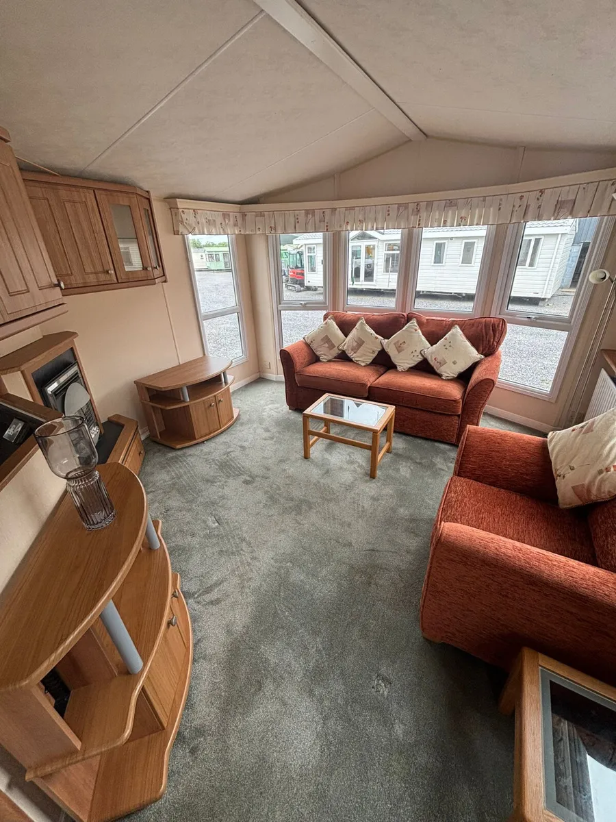 THIS HOME IS SPOTLESS AND ONE OTOUR BEST SELLERS - Image 4