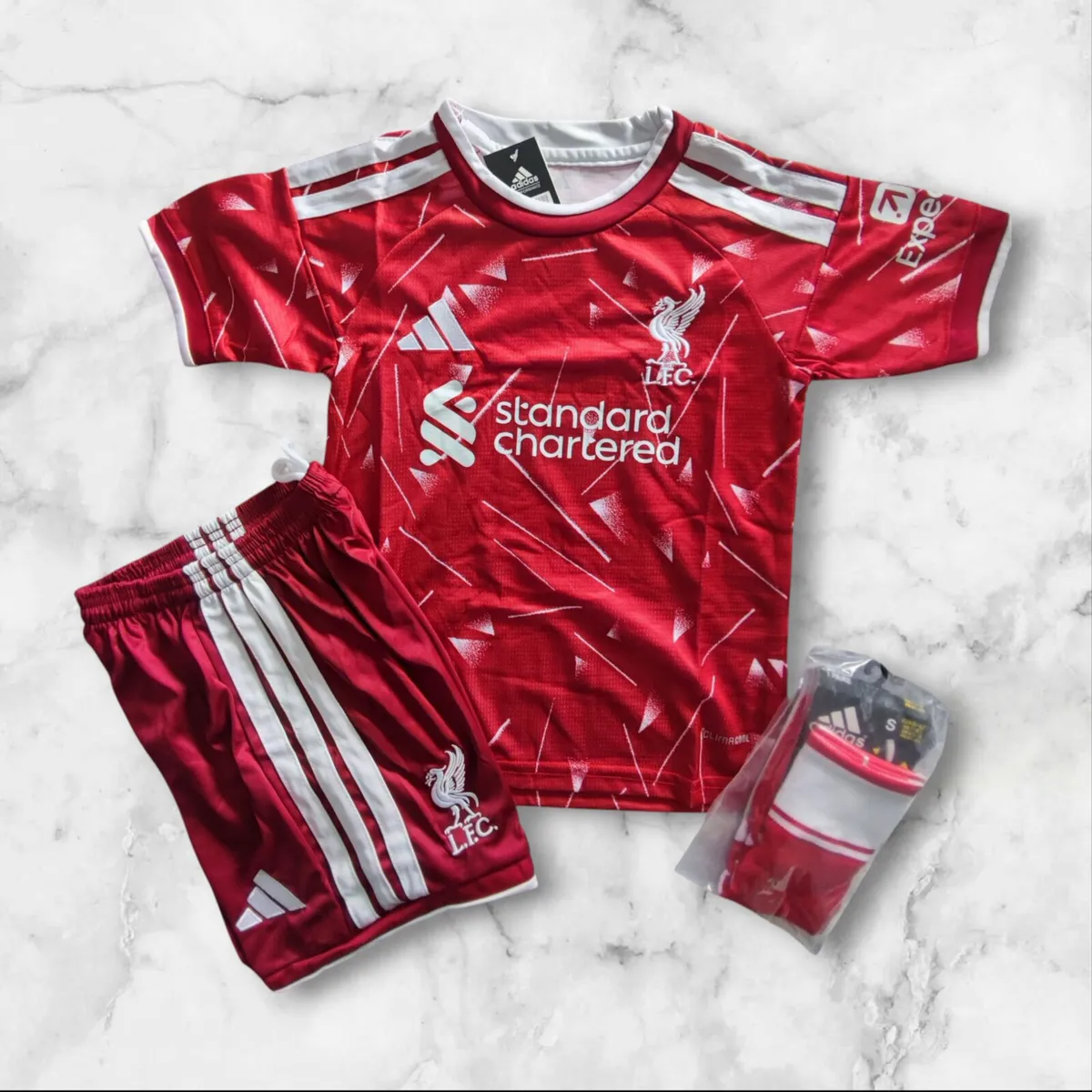 LIVERPOOL 26/27 KIDS FULL KIT : 4/5 to 12/13 yrs - Image 1