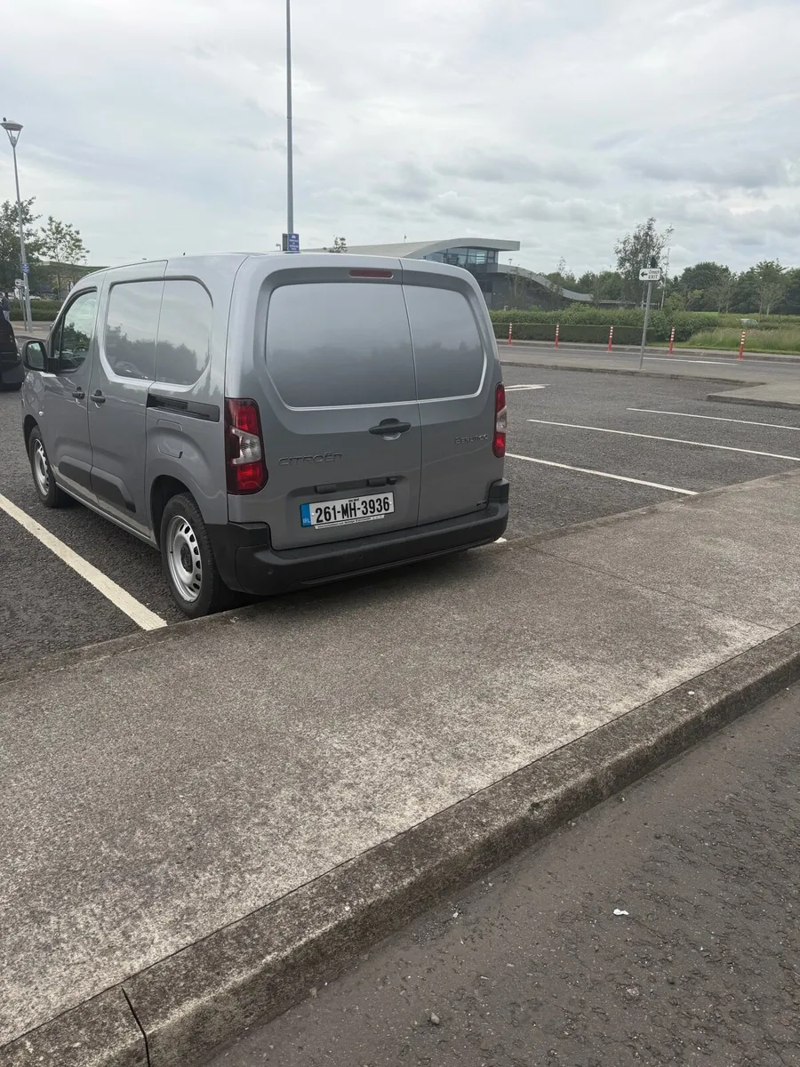 Citroen Berlingo Automatic - Image 3