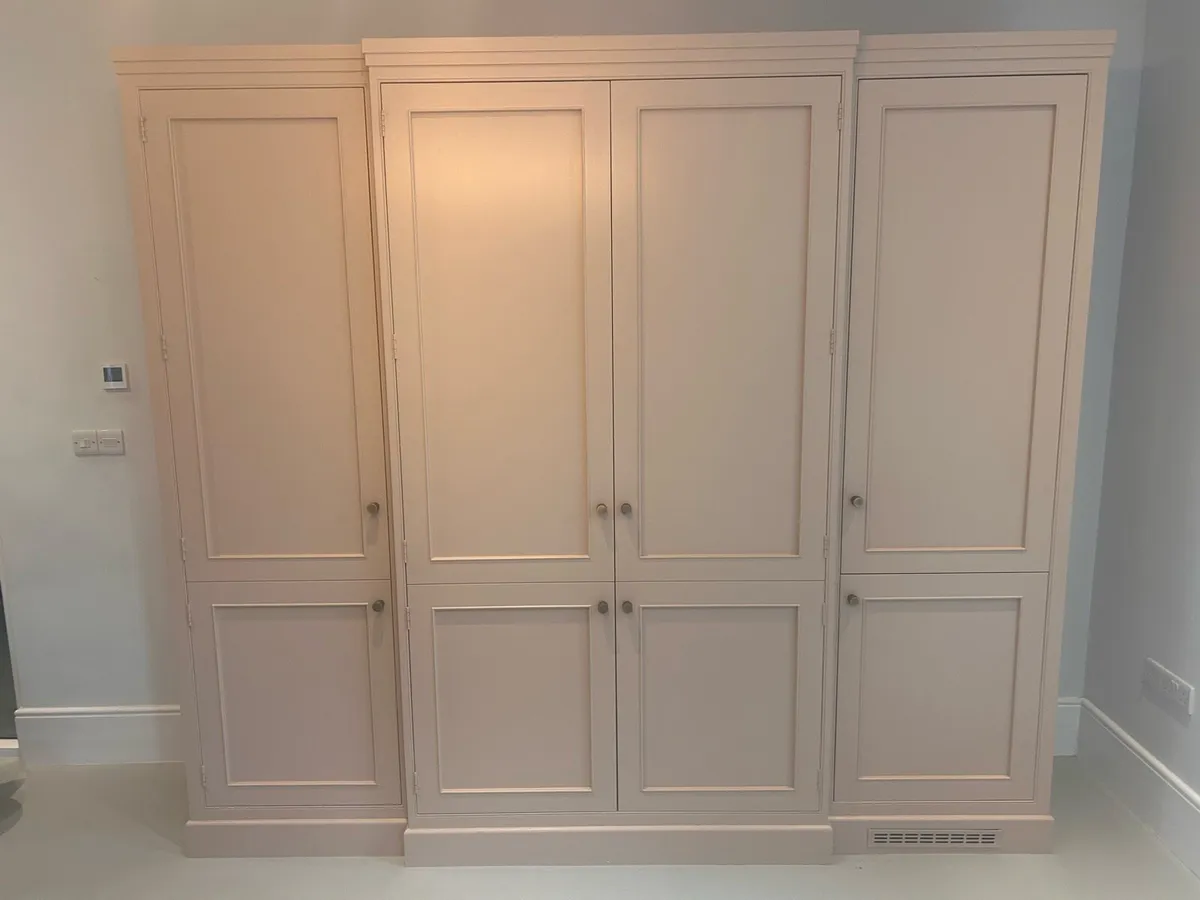 4 door storage larder - Image 1
