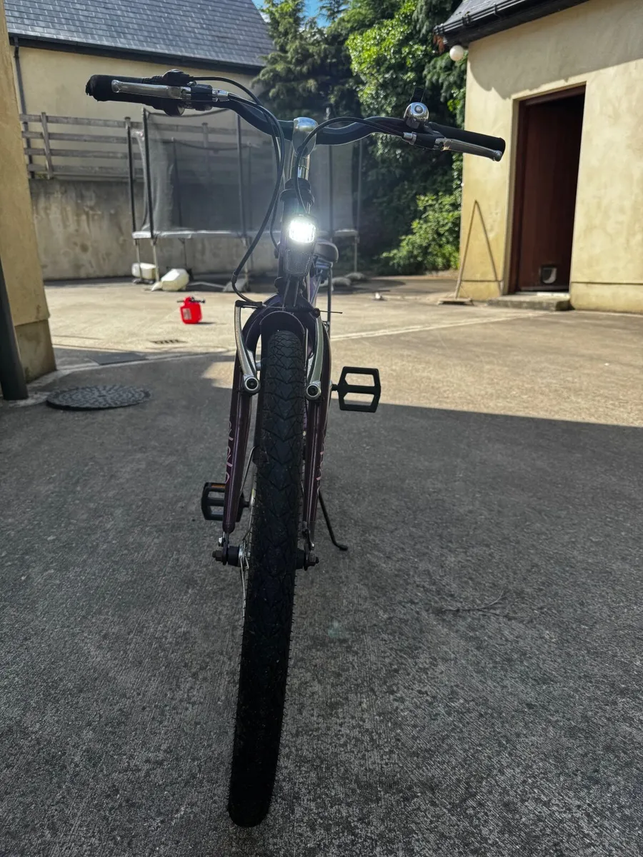 Girls bicycle - Image 3