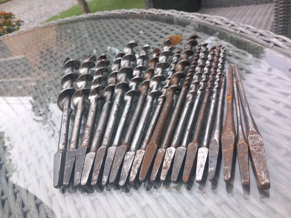19 piece wood drill USA UK kit, D18 post 7e - Image 3