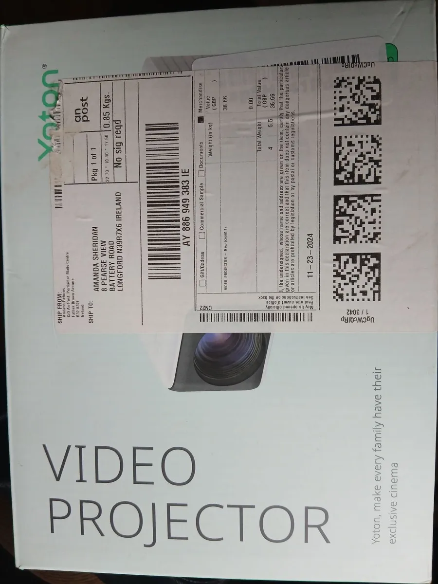 Projector - Image 1