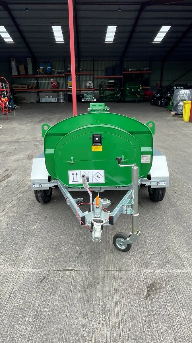 New Cashel Fuel Bowser - Image 3
