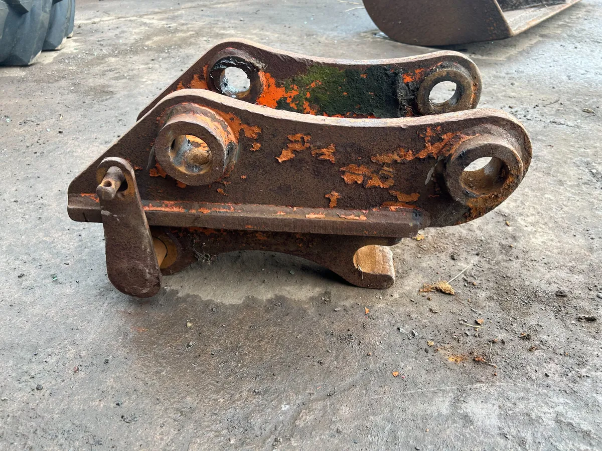 Hill ((45mm)) Semi Quick Hitch - Image 1