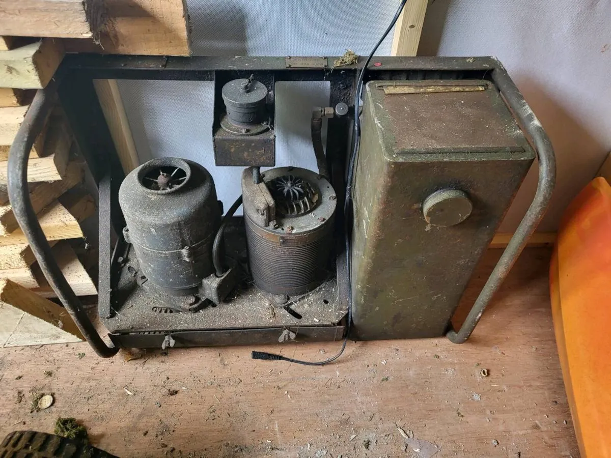 Douglas stationary engine - Image 3