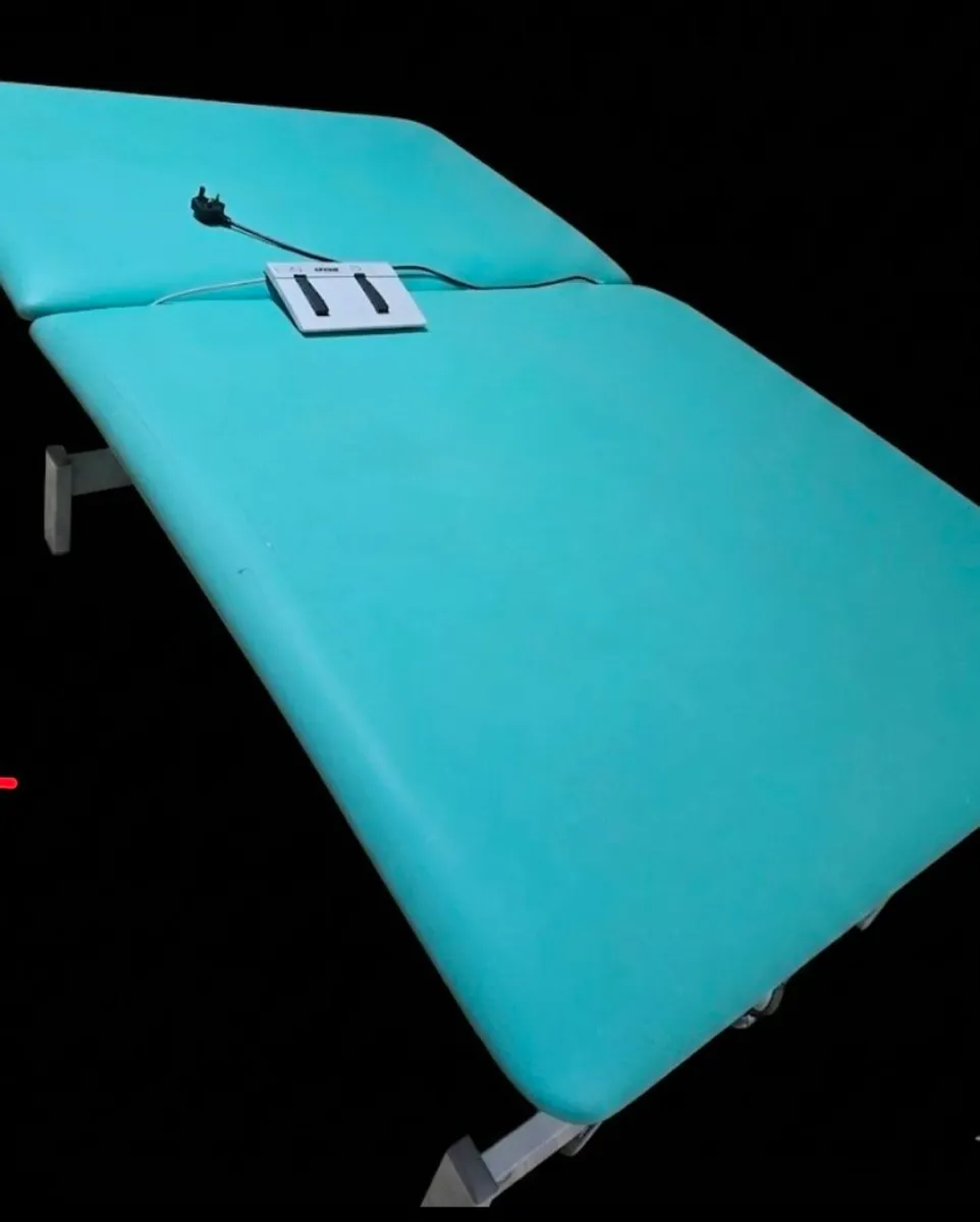 Gymna electric bobath  plinth treatment  table - Image 4