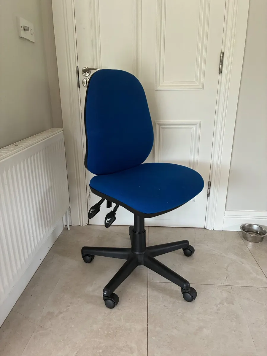 Chair - Image 2