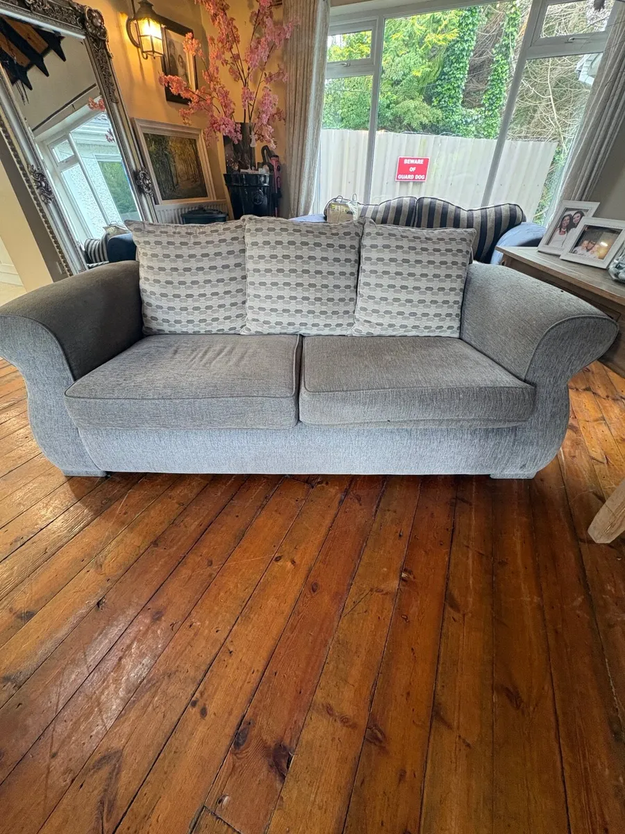 Sofa for sale - Image 1