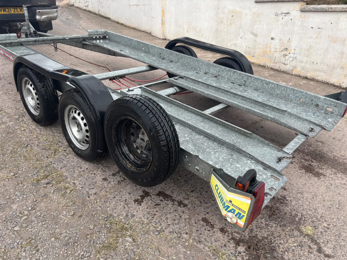 Brian James car transporter - Image 2