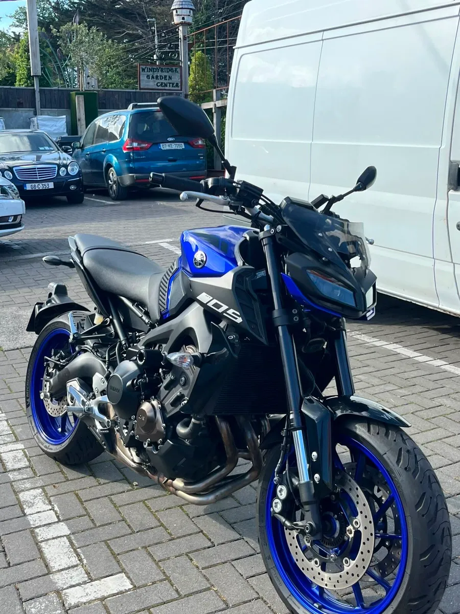 Yamaha MT09 - Image 1