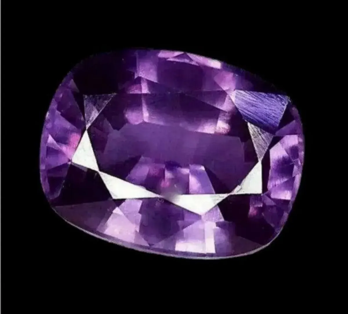Cushion Cut Natural Amethyst Gemstone - Image 4