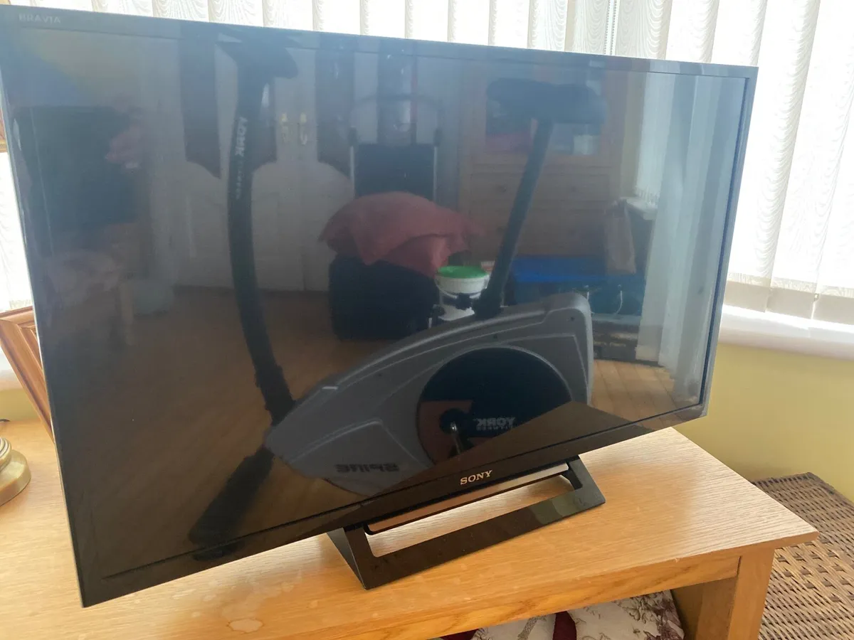 Television 32” Sony - Image 1