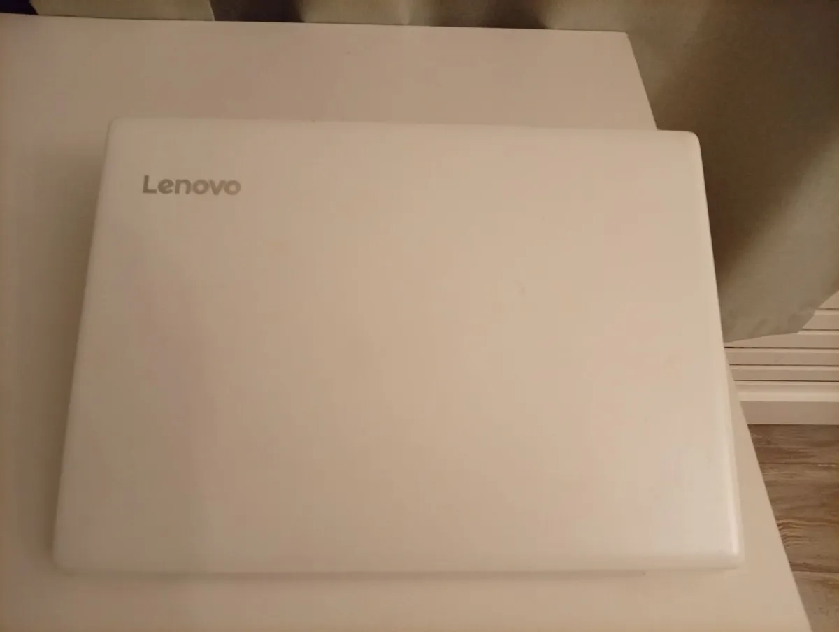 Lenovo IdeaPad Laptop - Screen issue - Image 3