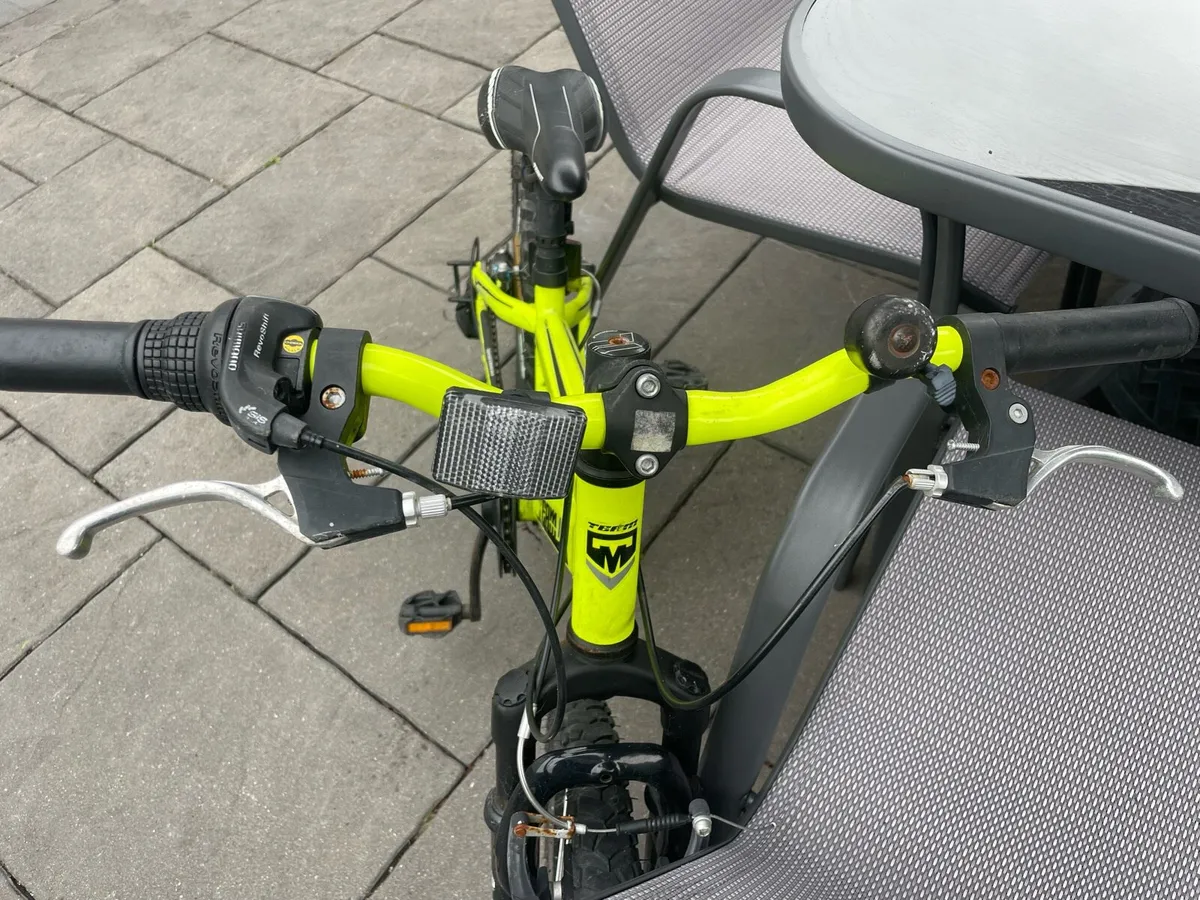 Child’s bike - Image 4