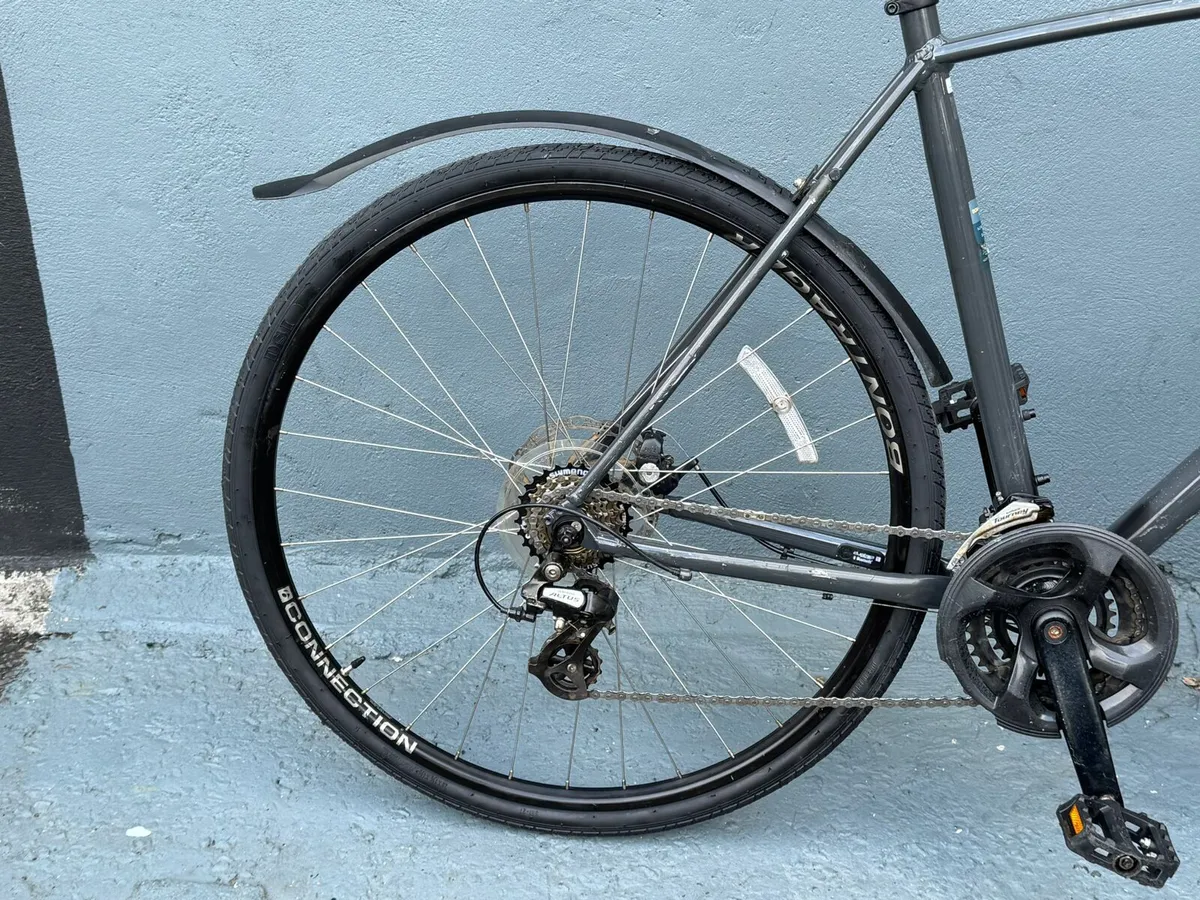 Trek FX1 Hybrid Bike - Image 2