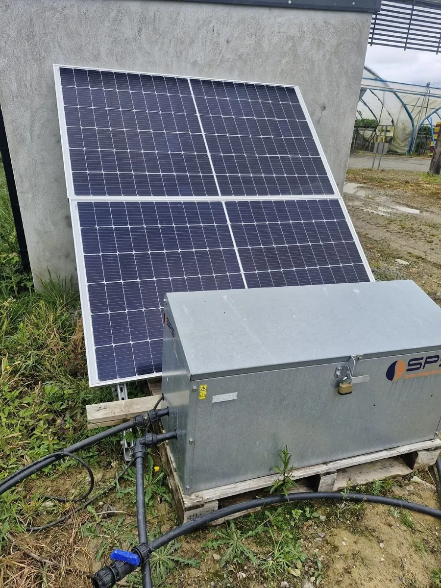 Solar Panel Pump - Image 1