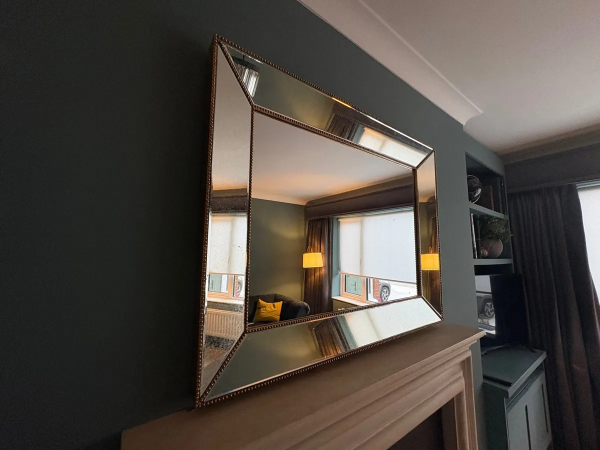 Mirror - Image 3