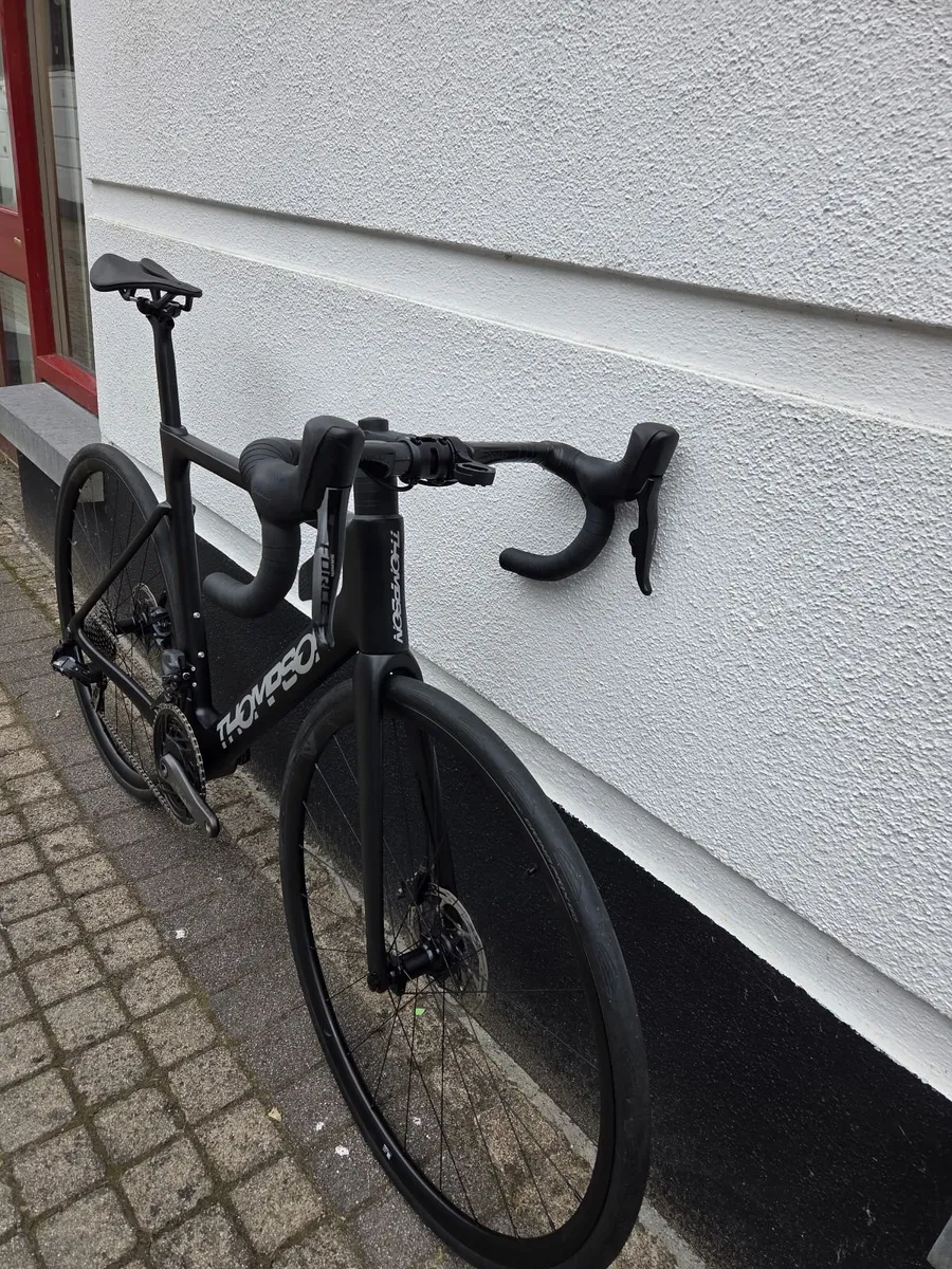 Thompson Garmount Aero road bike - Image 3