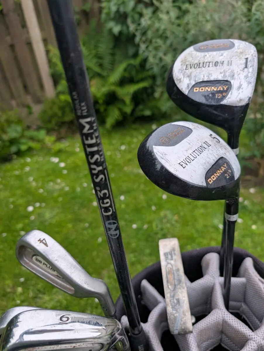 Beginner Golf clubs & Nike golf bag - Image 3