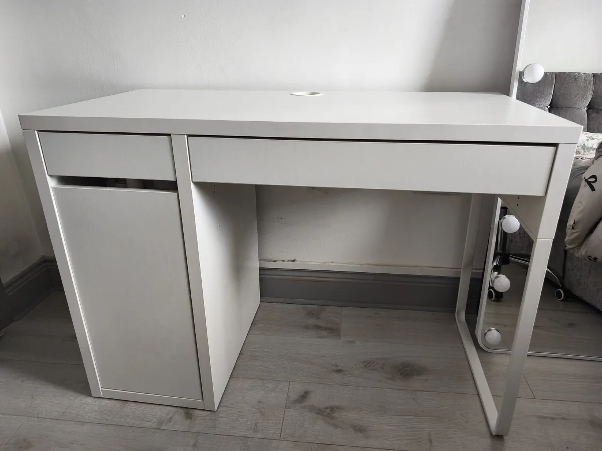 White desk with storage - Image 2