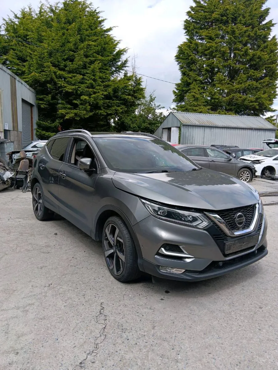 Breaking Nissan qashqai 2018 diesel - Image 1