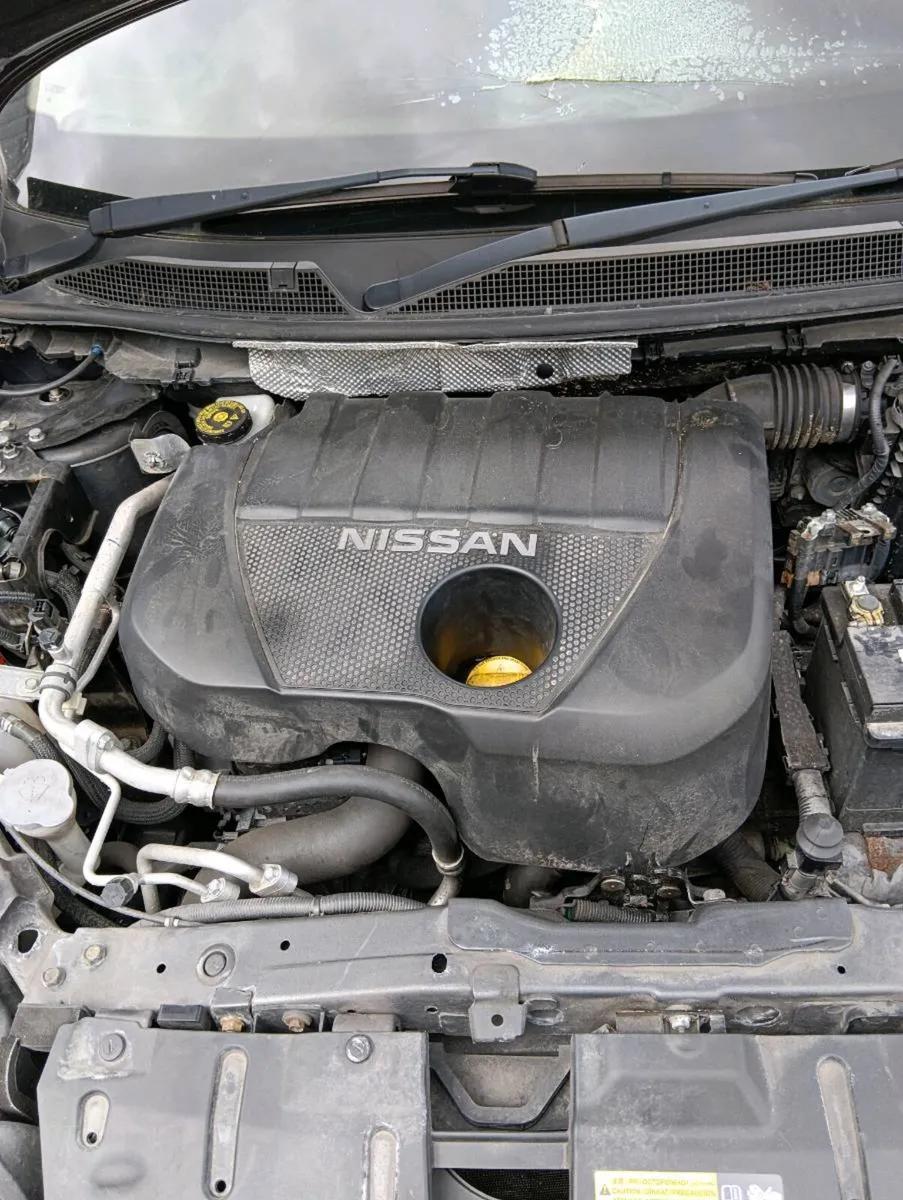 Breaking Nissan qashqai 2018 diesel - Image 3