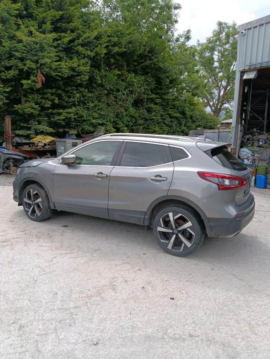 Breaking Nissan qashqai 2018 diesel - Image 4