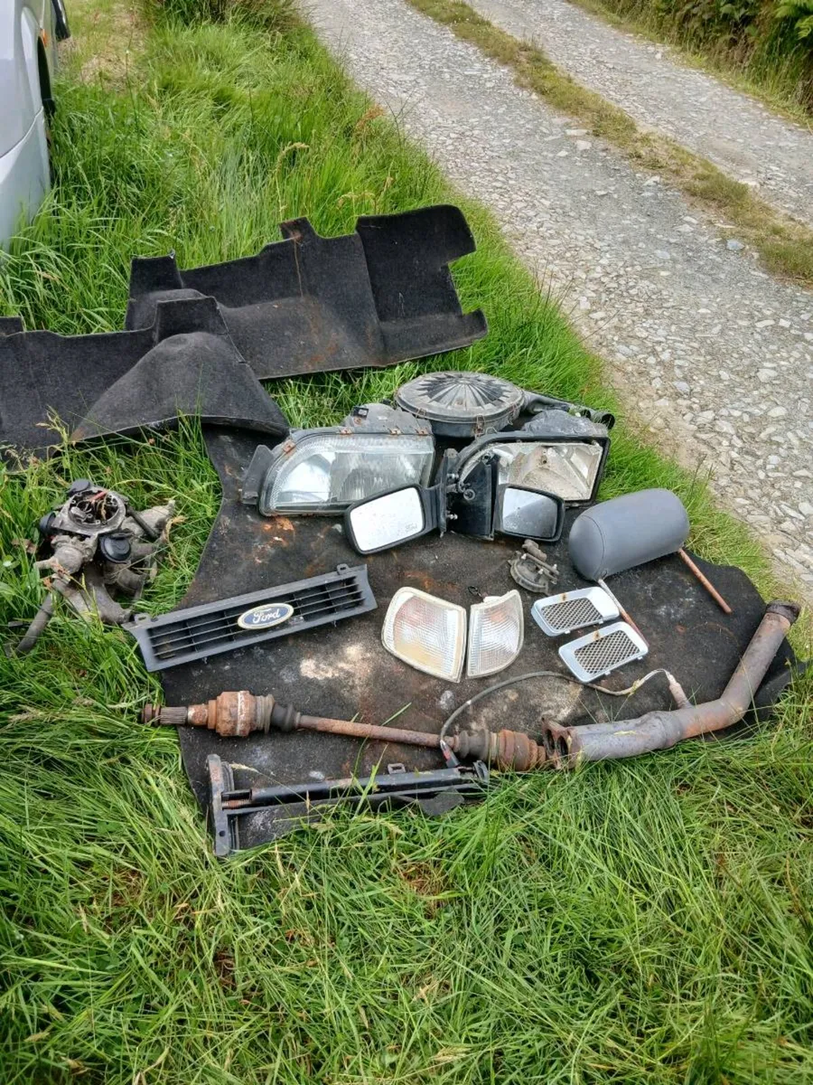 1991 ford Sierra door cards - Image 2