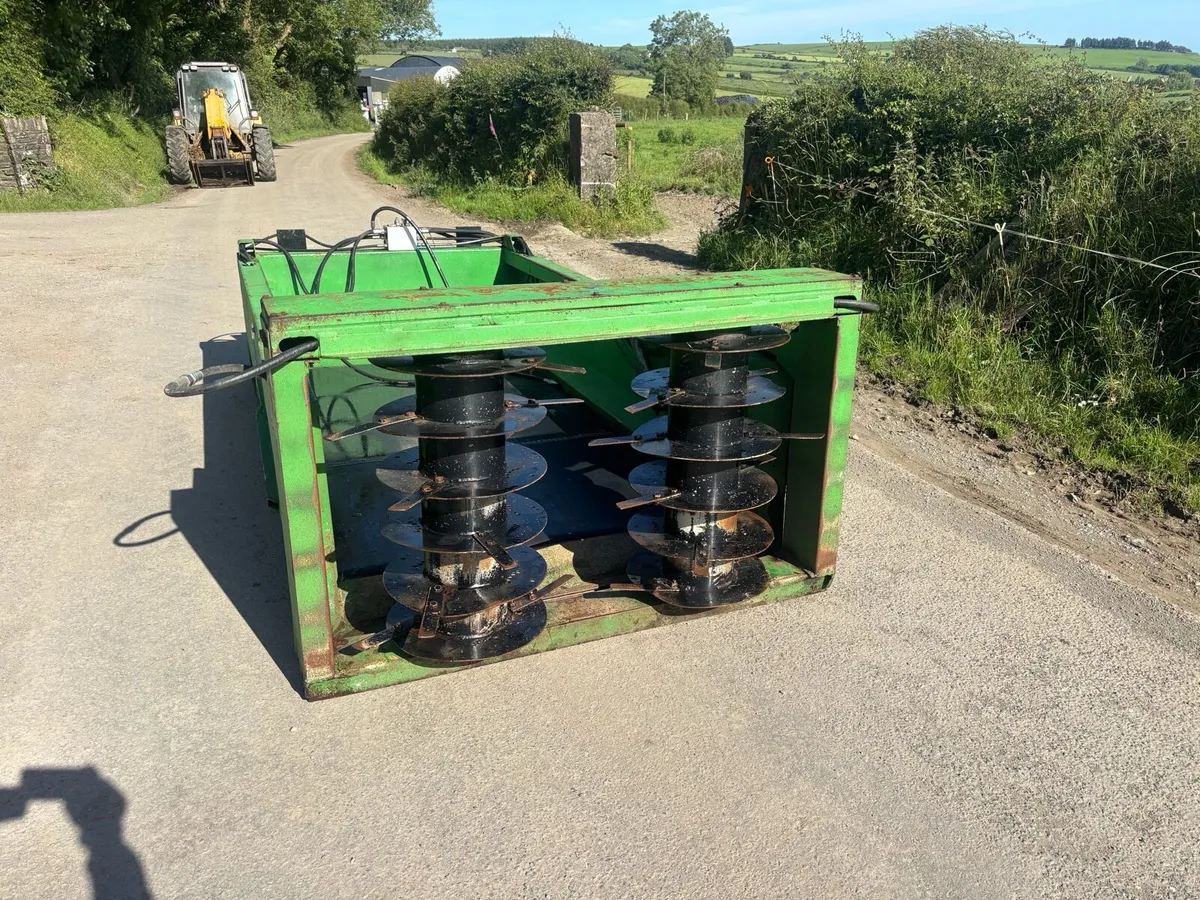 Spread A Bale - Image 2