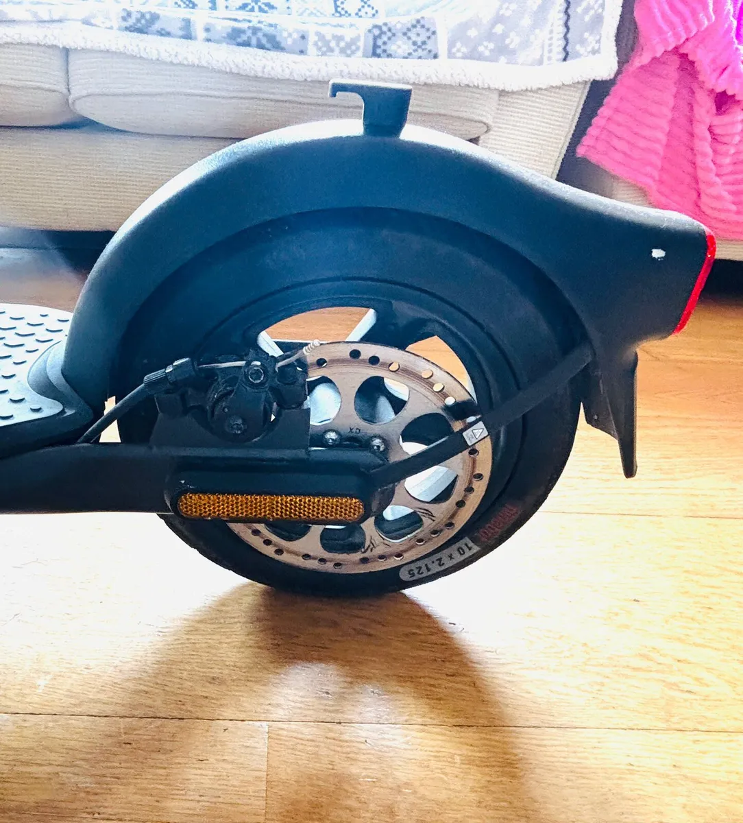 Segway Ninebot E Scooter - Image 3